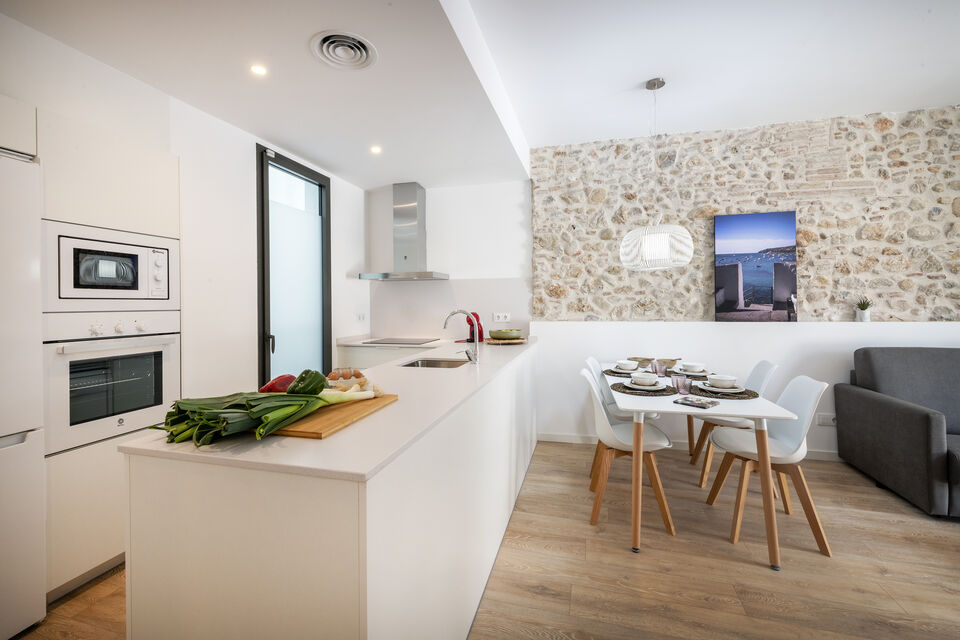 Experience Santa Creu from one of the exclusive R32 Boutique Apartments